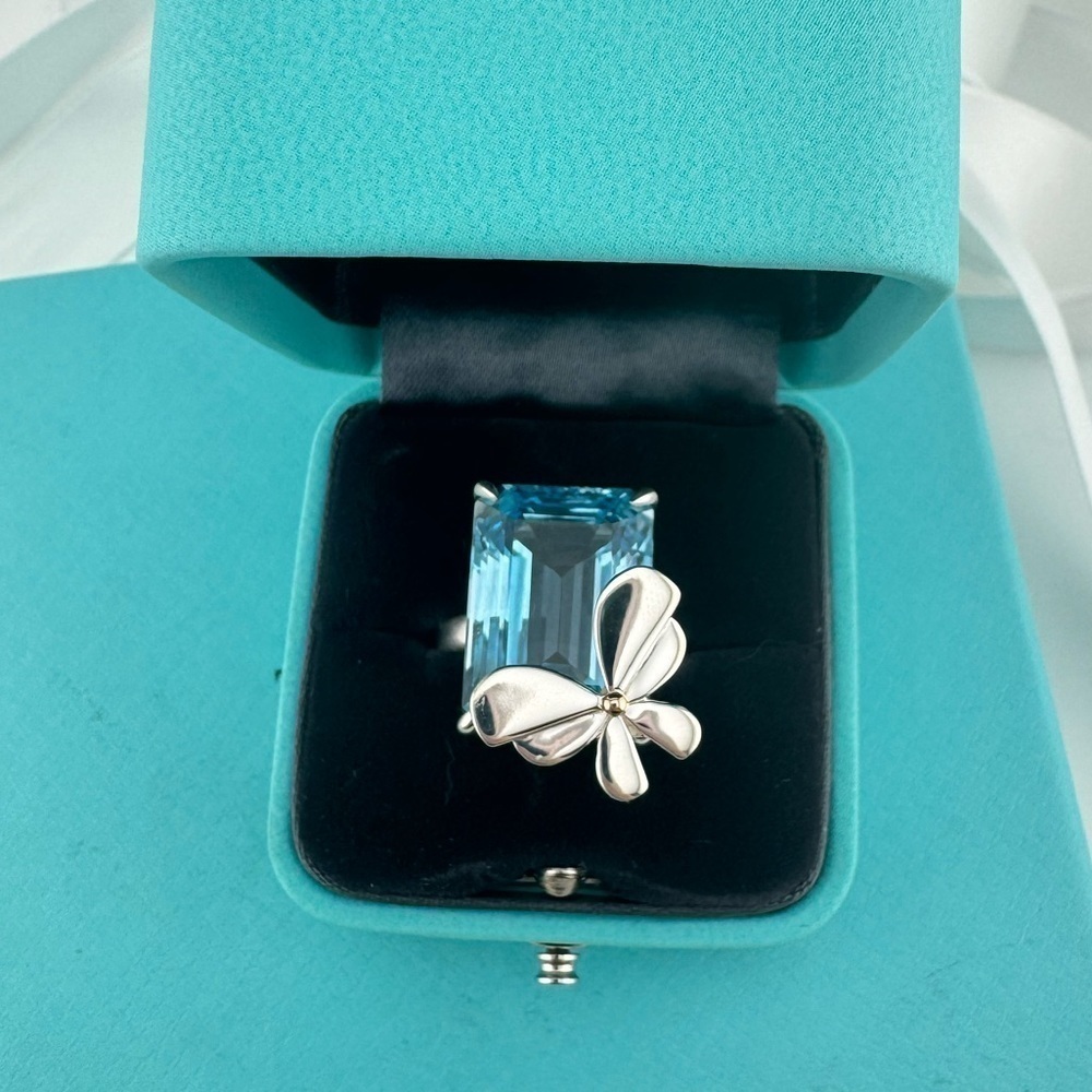 Return to Tiffany & Co. Blue Topaz Love Bug Sparkler Ring Size 8 🦋 - Picture 4 of 4